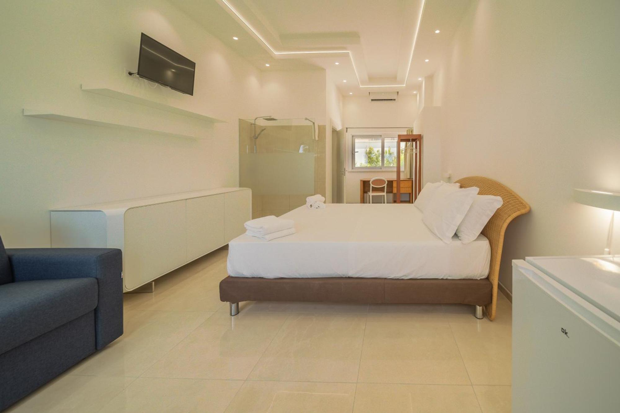 Jonium Hotel - Amazing Sea View And Swimming Pool Pulsano Εξωτερικό φωτογραφία