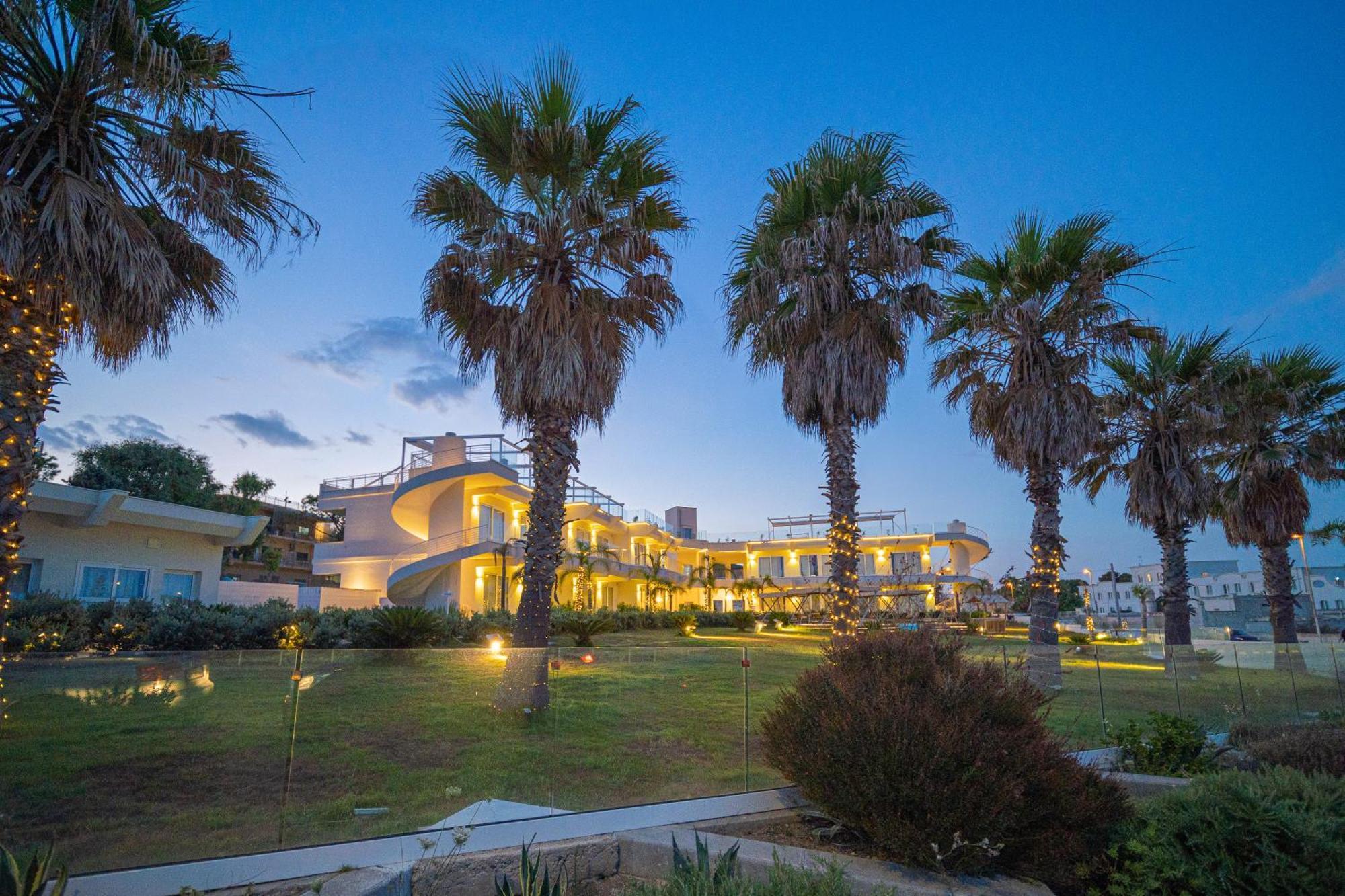 Jonium Hotel - Amazing Sea View And Swimming Pool Pulsano Εξωτερικό φωτογραφία